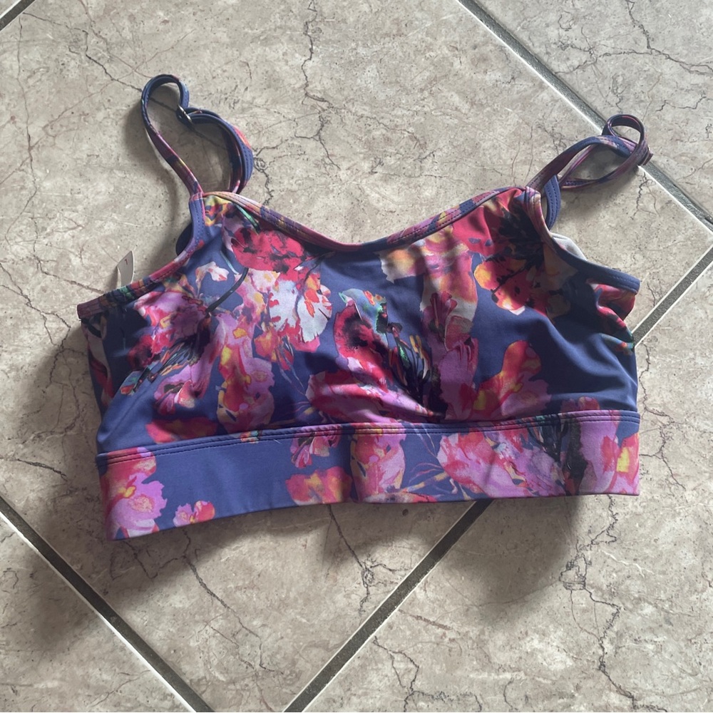 Sport Bra size Large High Impact. Floral design.